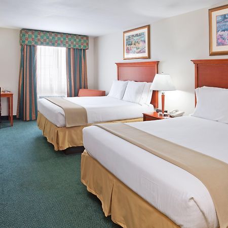 Holiday Inn Express Birch Run-Frankenmuth Area By Ihg Buitenkant foto