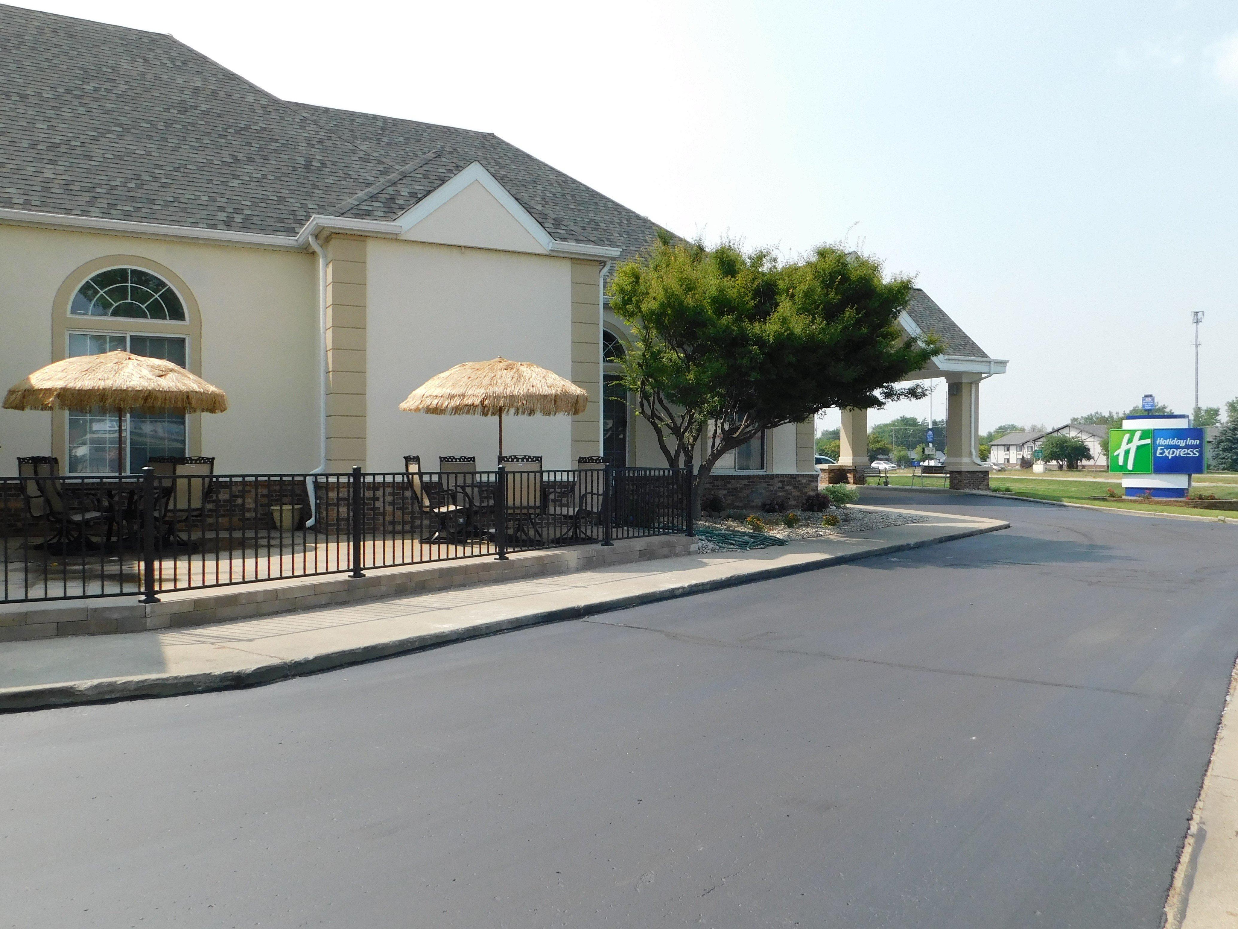 Holiday Inn Express Birch Run-Frankenmuth Area By Ihg Buitenkant foto