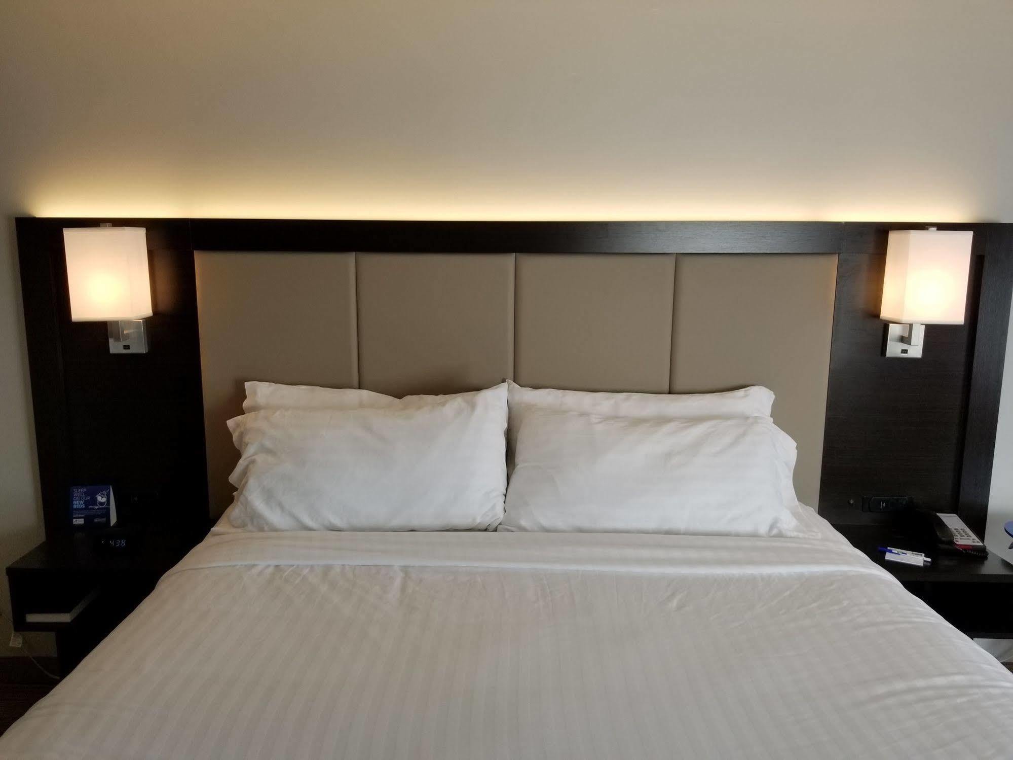 Holiday Inn Express Birch Run-Frankenmuth Area By Ihg Buitenkant foto