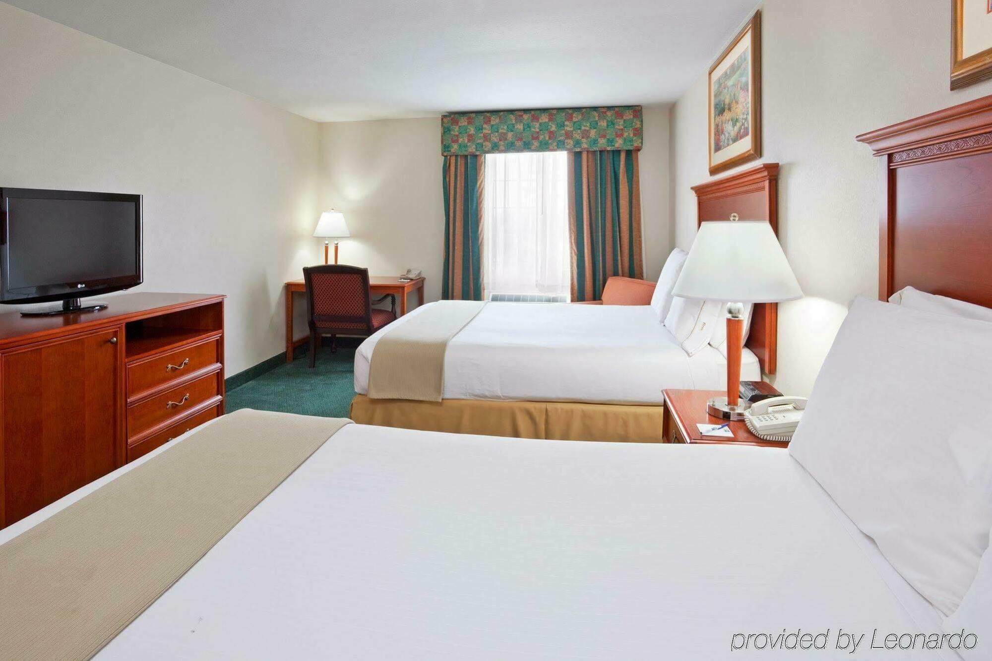 Holiday Inn Express Birch Run-Frankenmuth Area By Ihg Buitenkant foto